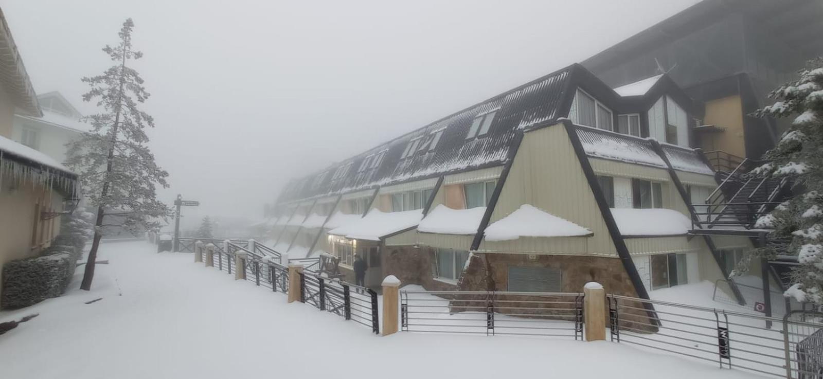 Hotel Telecabina Sierra Nevada Bagian luar foto