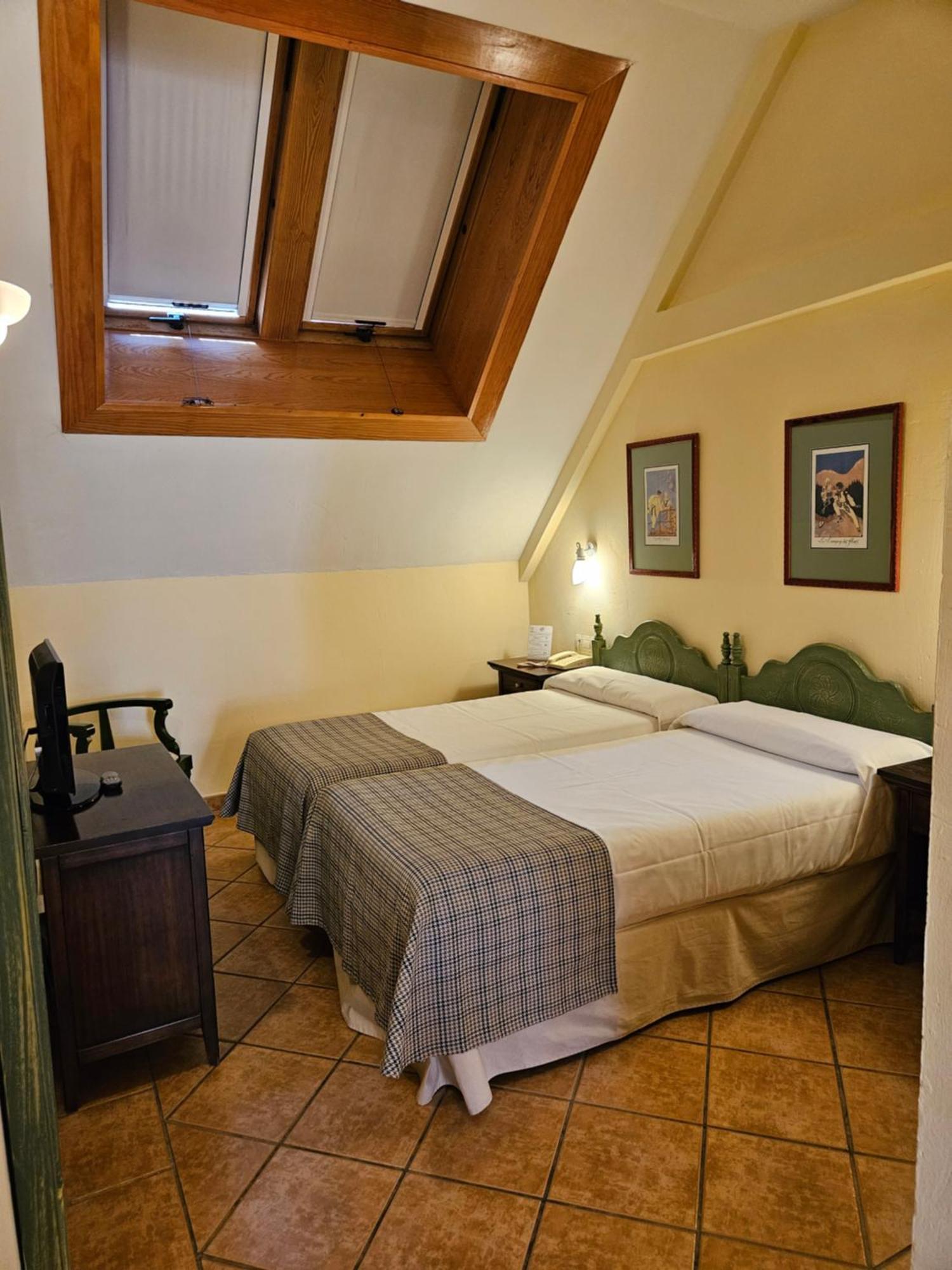 Hotel Telecabina Sierra Nevada Bagian luar foto