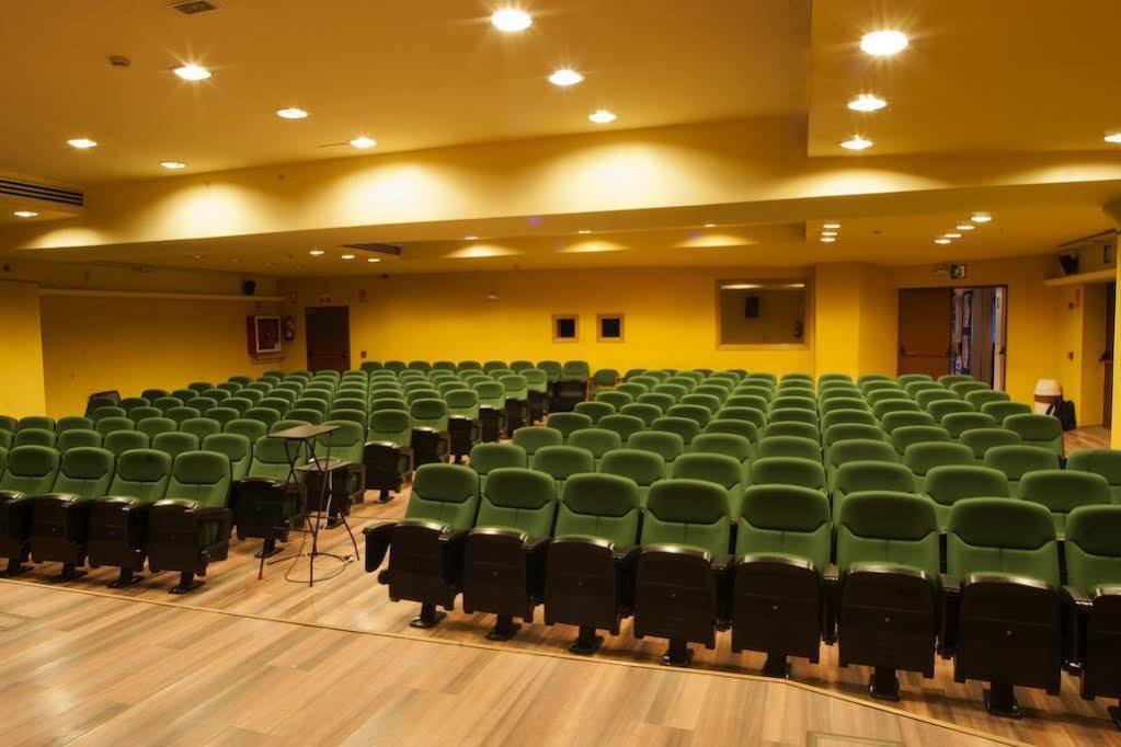 Hotel Telecabina Sierra Nevada Bagian luar foto